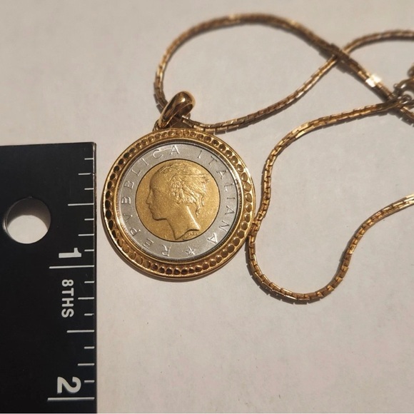 Vintage Italy 500 Lire Coin Gold Tone Pendant Sterling Silver with Gold Necklace - Picture 5 of 5